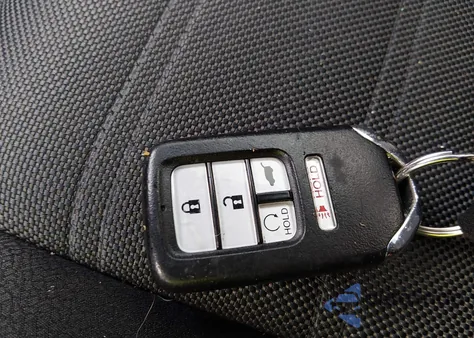 2019 Honda Cr-V Ex z USA, uszkodzony, nr VIN 7FARW2H54KE064584